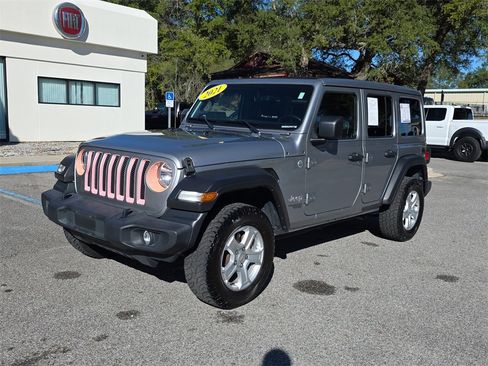 Used 2021 Jeep Wrangler Unlimited Sport w/ Sun And Sound Package image 9