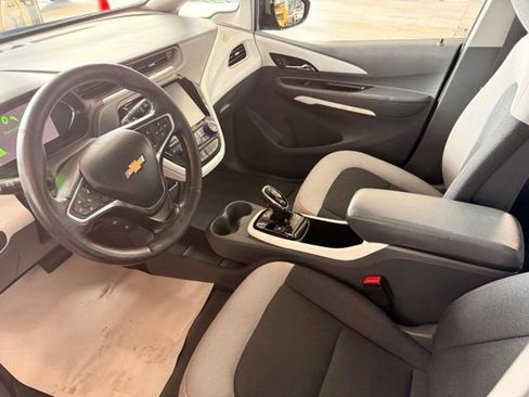 Used 2017 Chevrolet Bolt LT FWD image 8