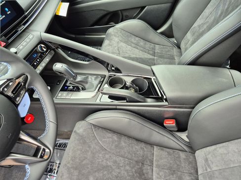New 2026 Hyundai Elantra N FWD image 22