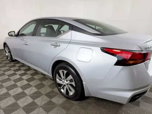 Used 2021 Nissan Altima 2.5 S FWD image 7