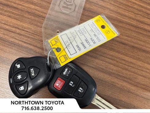 Used 2013 Toyota Camry LE FWD image 33