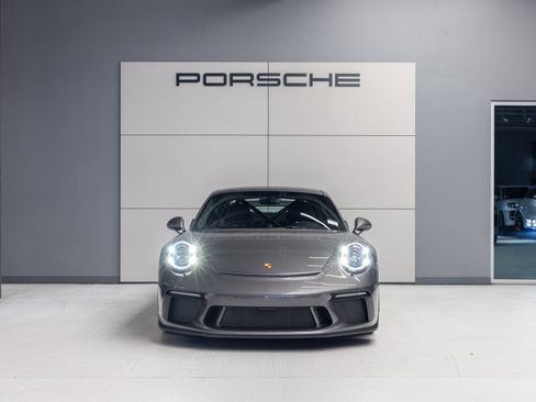 Certified 2018 Porsche 911 GT3 RWD image 10