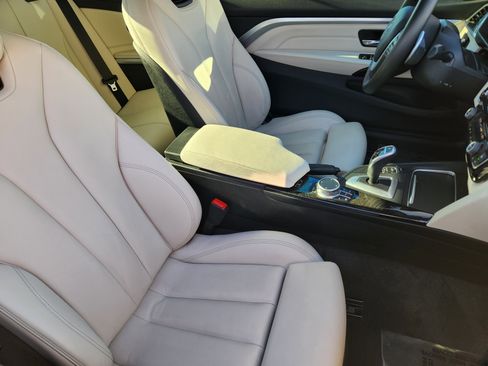 Used 2020 BMW 430i Convertible w/ M Sport Package image 17