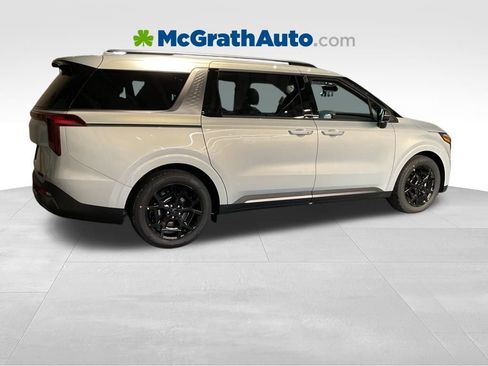 New 2026 Kia Carnival SX Prestige FWD image 3