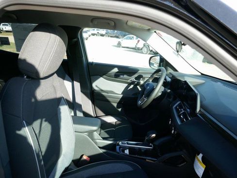 New 2026 Chevrolet TrailBlazer LT image 9