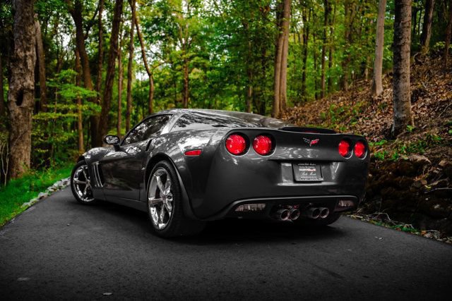 Used 2011 Chevrolet Corvette Grand Sport w/ Preferred Equipment Group RWD image 4