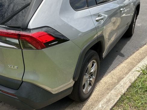 Used 2023 Toyota RAV4 XLE w/ Convenience Package FWD image 8
