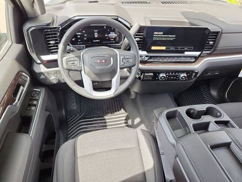 New 2026 GMC Sierra 1500 Elevation AWD/4WD image 8