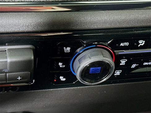 New 2026 Chevrolet Silverado 2500 ZR2 image 16