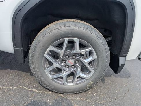 New 2026 GMC Sierra 1500 SLE AWD/4WD image 26