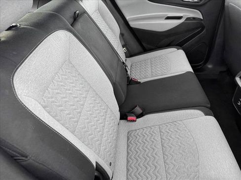Used 2024 Chevrolet Equinox LS image 18