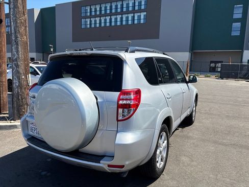 Used 2010 Toyota RAV4 Limited w/ Limited Extra Value Pkg FWD image 7