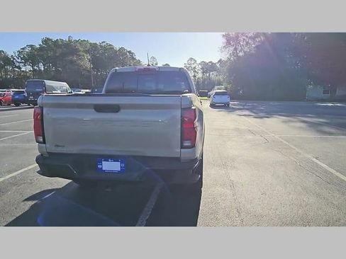 Used 2024 Chevrolet Colorado Z71 w/ Z71 Convenience Package 2 image 31