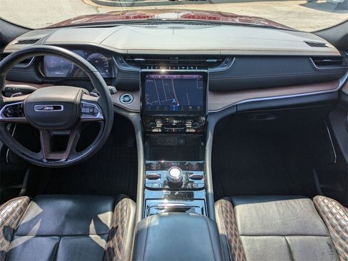 Used 2022 Jeep Grand Cherokee Summit w/ Adv Protech Group IV image 17