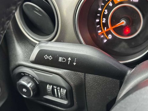 Used 2022 Jeep Wrangler Unlimited Sport AWD/4WD image 20