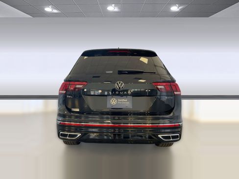 Certified 2023 Volkswagen Tiguan SEL R-Line image 10
