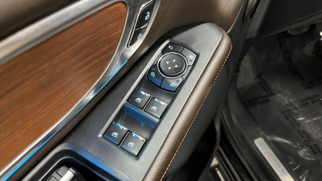 Used 2025 Ford Expedition Max King Ranch AWD/4WD image 21