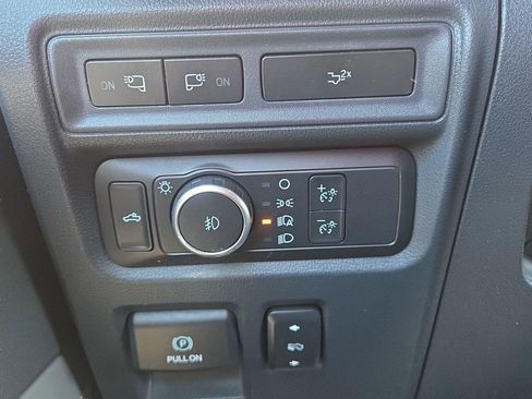 Used 2022 Ford F150 Lariat w/ Equipment Group 502A High AWD/4WD image 15
