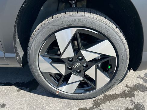 New 2026 Hyundai Kona Limited image 16