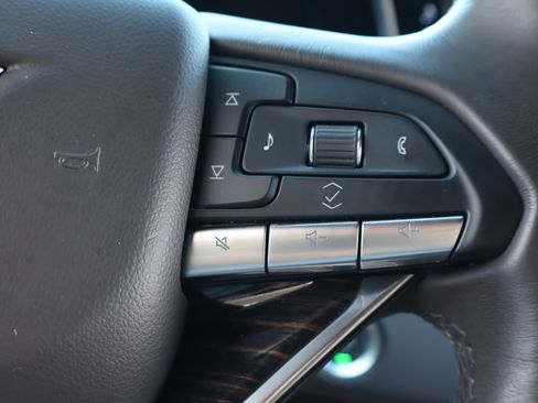 Used 2021 Cadillac Escalade Premium Luxury w/ Driver Assist Tech Package image 26