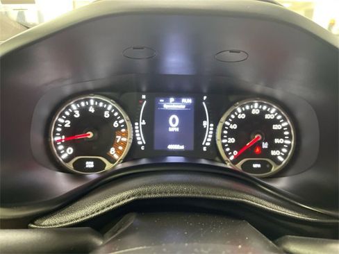 Certified 2023 Jeep Renegade Latitude image 15