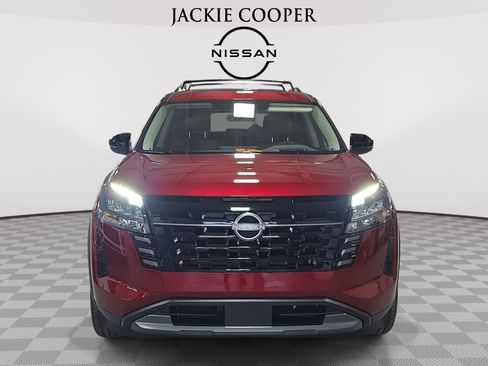 New 2026 Nissan Pathfinder Platinum w/ Cargo Package image 2