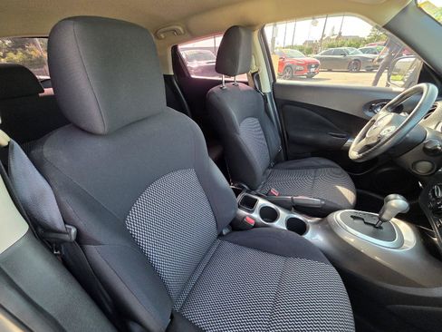 Used 2017 Nissan Juke S FWD image 23