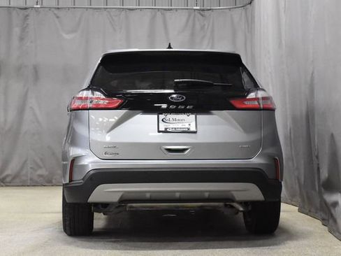 Used 2024 Ford Edge SEL image 5