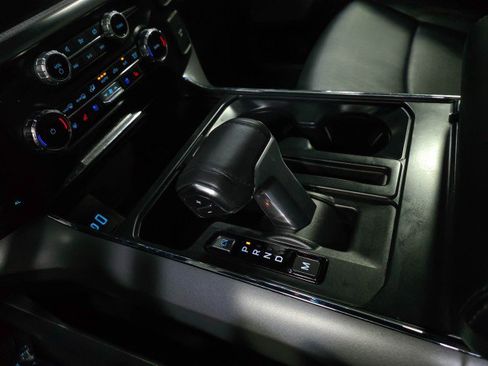 Used 2024 Ford F150 Lariat image 29