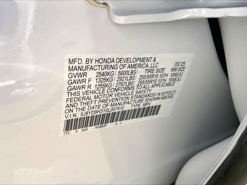 Used 2025 Acura MDX FWD image 33
