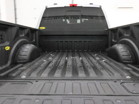 Used 2024 Ford F250 Lariat w/ Tremor Off-Road Package image 31