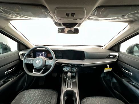 New 2025 Nissan Kicks SV w/ SV Premium Package image 9