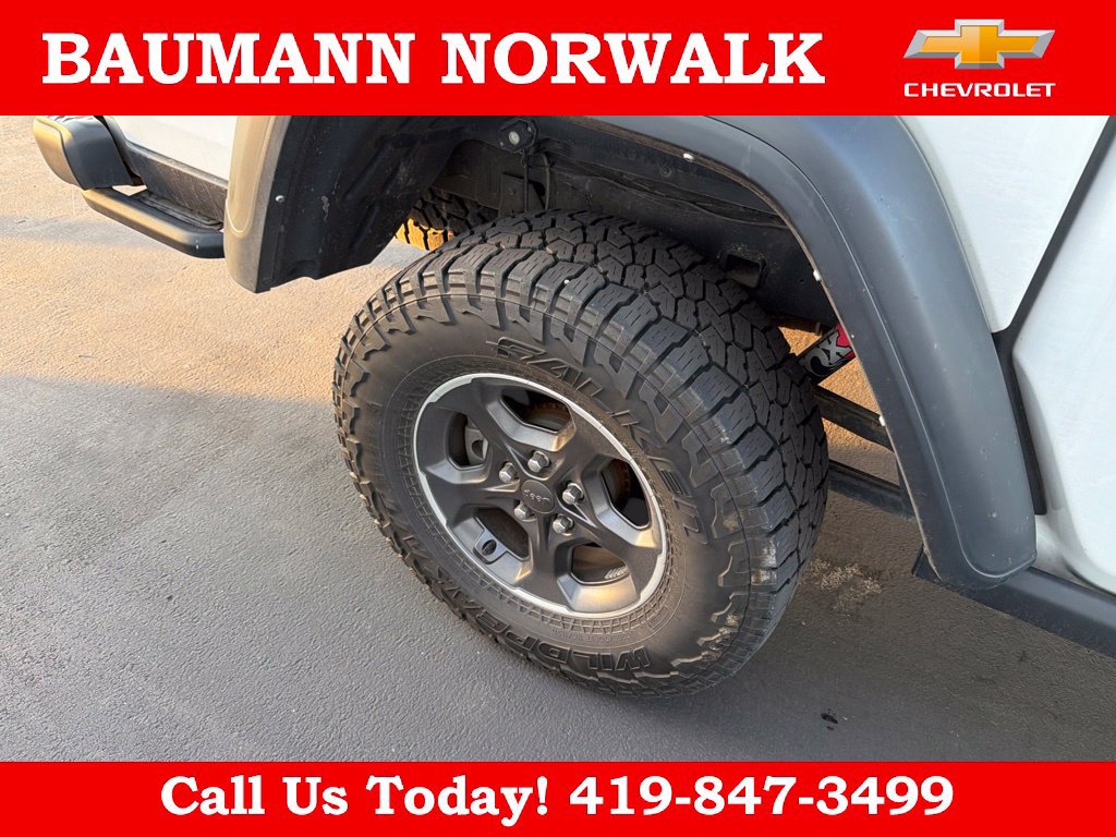 Used 2022 Jeep Gladiator Rubicon w/ Cold Weather Group AWD/4WD image 9