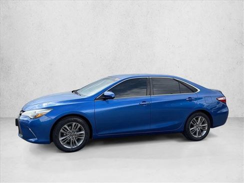 Used 2017 Toyota Camry SE FWD image 4
