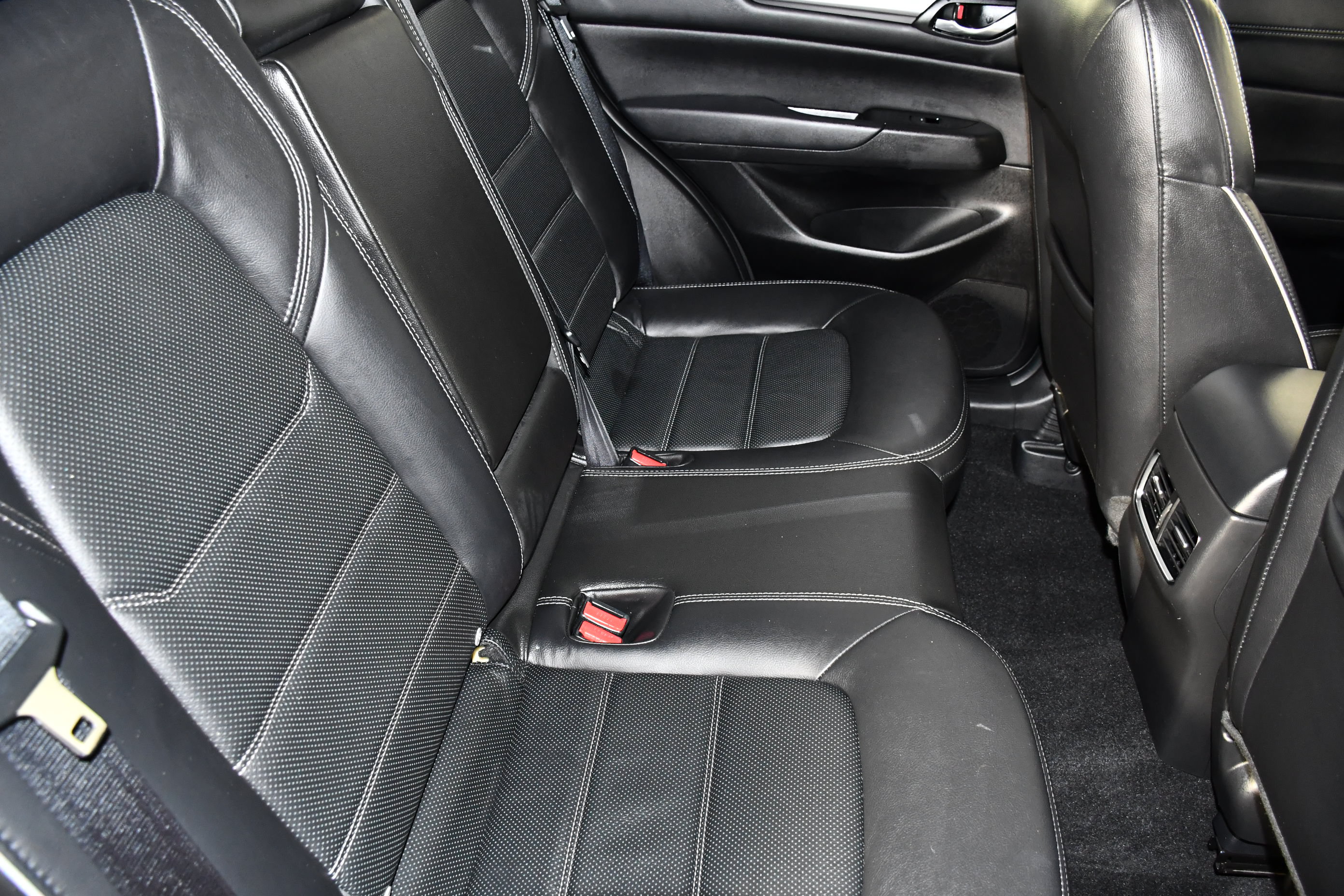 Used 2025 MAZDA CX-5 AWD 2.5 S w/ Preferred Package image 44