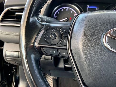 Used 2022 Toyota Camry SE image 22