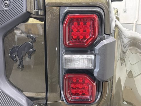 Used 2024 Ford Bronco Raptor AWD/4WD image 17