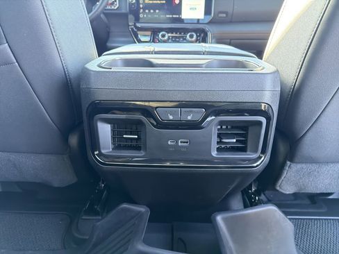 Used 2024 GMC Sierra 1500 AT4 w/ Technology Package image 27