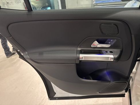 Used 2023 Mercedes-Benz EQB 300 4MATIC w/ Exclusive Package image 34