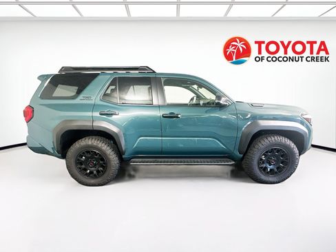 Used 2025 Toyota 4Runner TRD Off-Road AWD/4WD image 2