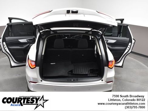 Used 2023 Acura MDX SH-AWD w/ Technology Package image 48