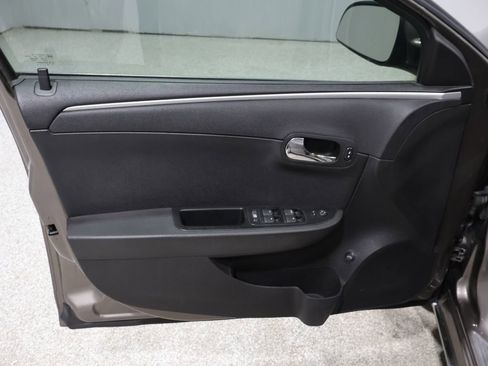 Used 2011 Chevrolet Malibu LT w/ Power Convenience Package image 12