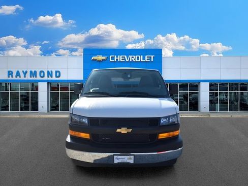 New 2026 Chevrolet Express 3500 w/ Power Convenience Package RWD image 9