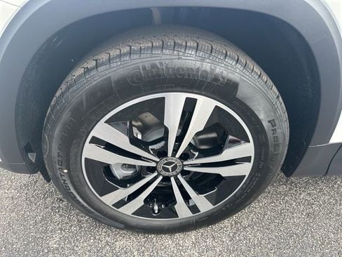 New 2026 Mercedes-Benz GLB 250 image 10