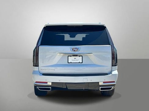Used 2026 Cadillac Escalade ESV Platinum Luxury w/ LPO, Floor Liner Package AWD/4WD image 26