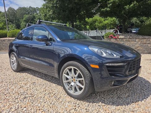 Used 2018 Porsche Macan S AWD/4WD image 1