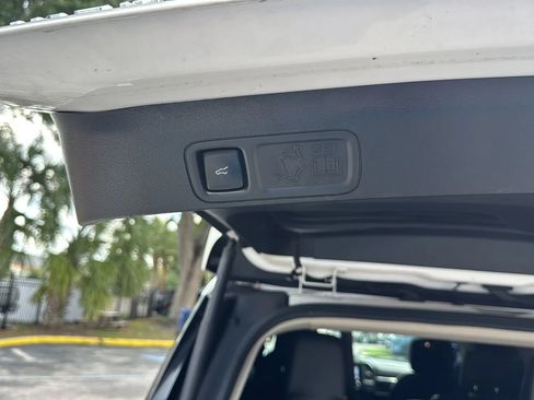 Used 2018 Ford Expedition Max Platinum AWD/4WD image 57