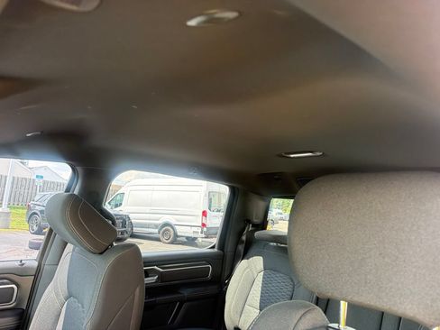 Used 2025 RAM 1500 Big Horn AWD/4WD image 29