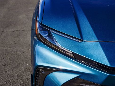 Used 2026 Toyota Camry SE image 12