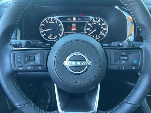 Certified 2025 Nissan Pathfinder SL w/ SL Premium Package image 63